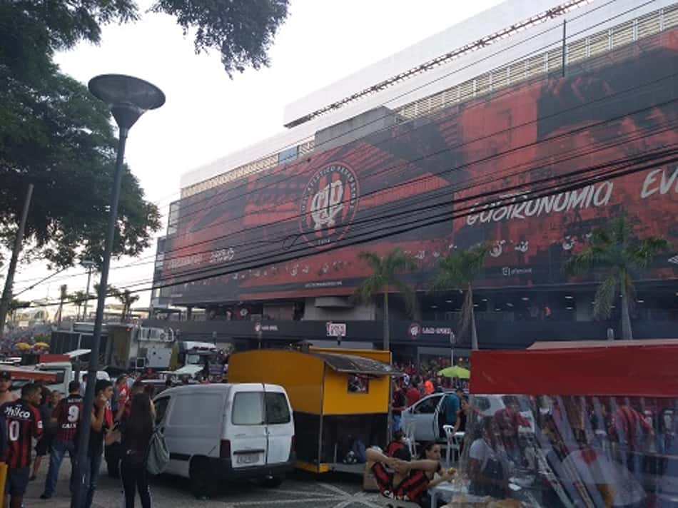 Torcedores do PR não conseguirão assistir pela TV a estreia do Athletico no Brasileirão