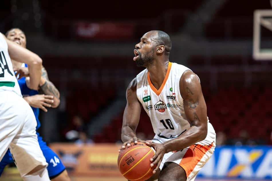 Basquete Cearense x Minas - NBB