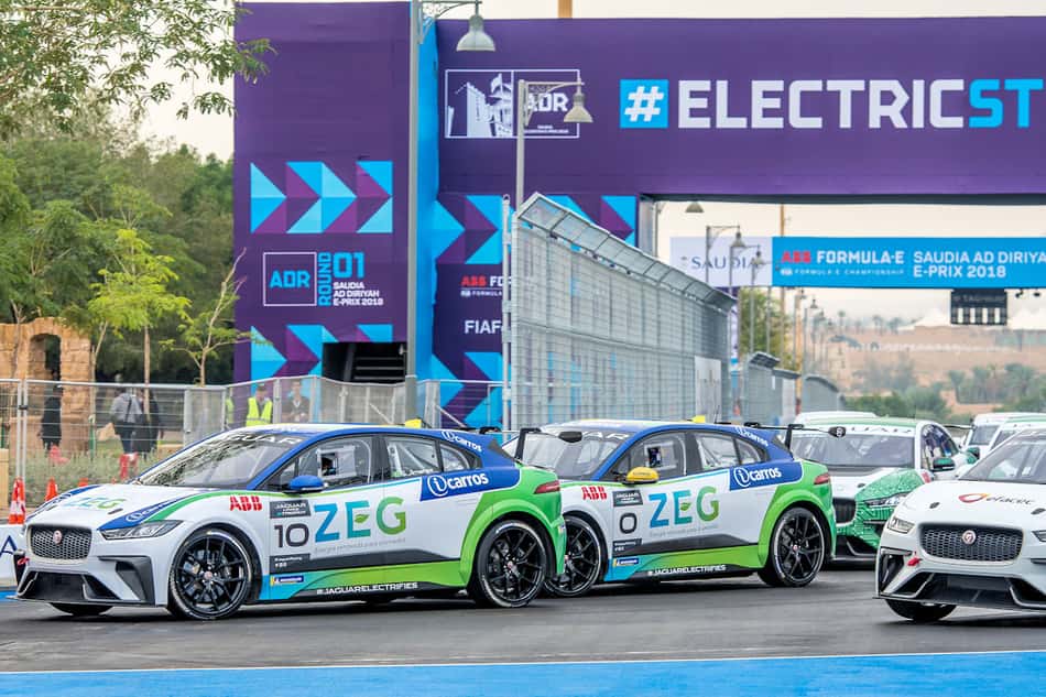 Simon Evans vence a corrida inaugural do eTrophy I-PACE da Jaguar; Sergio Jimenez no pódio