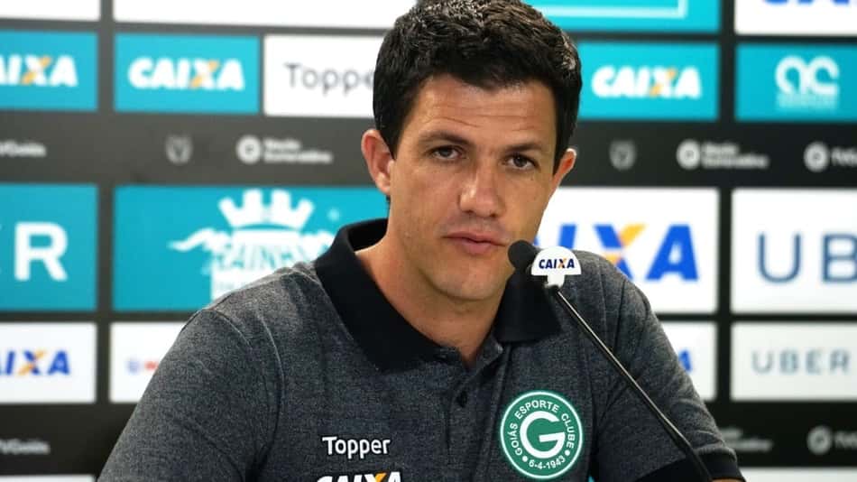 Barbieri lamenta demissão do Goiás, mas destaca: 'Fiz um bom trabalho'