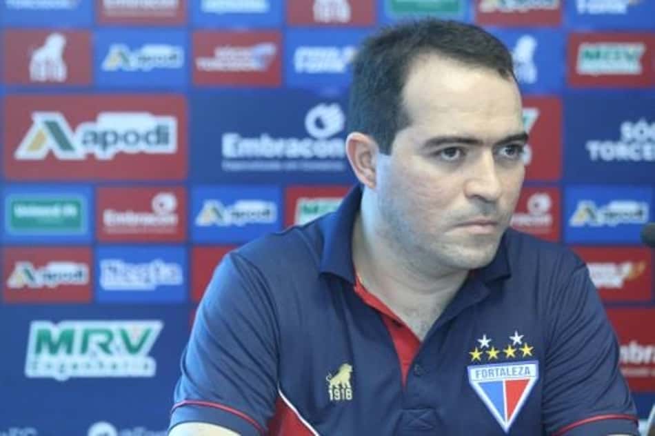 Presidente do Fortaleza dá panorama sobre mercado de contratações do clube