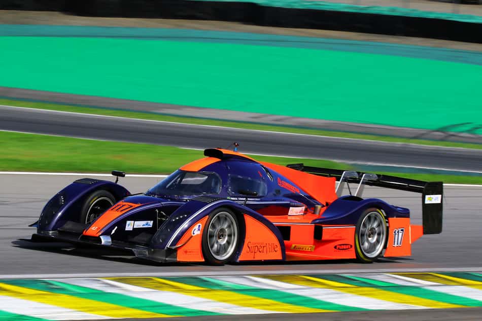 500 Km de São Paulo: AJR derruba Lamborghini e garante pole position da Chevrolet Absoluta 500