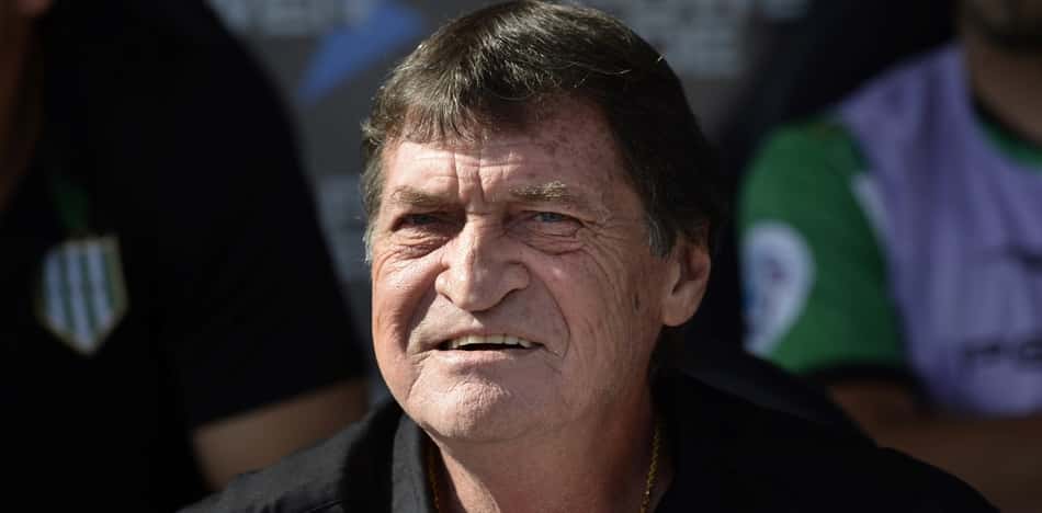 Sporting Cristal ganha mais uma baixa na busca por um novo técnico