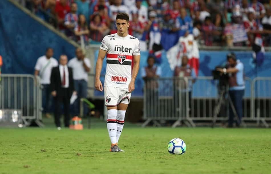 São Paulo acerta o empréstimo do meia Shaylon ao Bahia