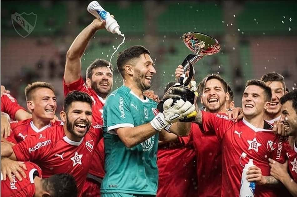 Gigante da América negocia a contratação do goleiro Martín Campaña