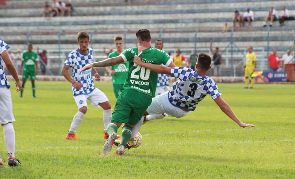 De virada, São José derrota Chape pela Copa de Futebol Júnior