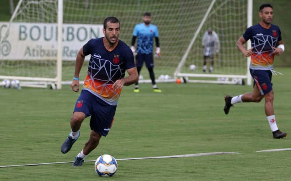 Raul Cáceres se despede do Cerro Porteño e está a caminho do Cruzeiro