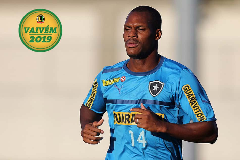 Cartas na mesa! Botafogo se reúne com André Bahia na busca de acertos