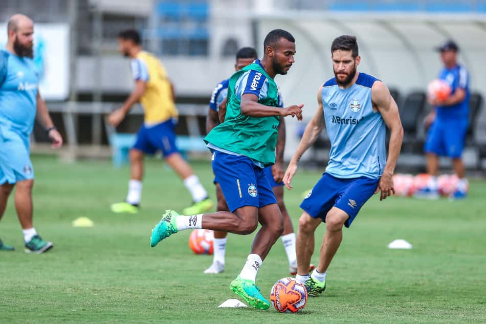 Leonardo prevê duelo difícil contra o Rosario Central: 'Libertadores é diferente'