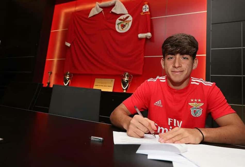 Matías Lacava, da Venezuela, assina com o Benfica.