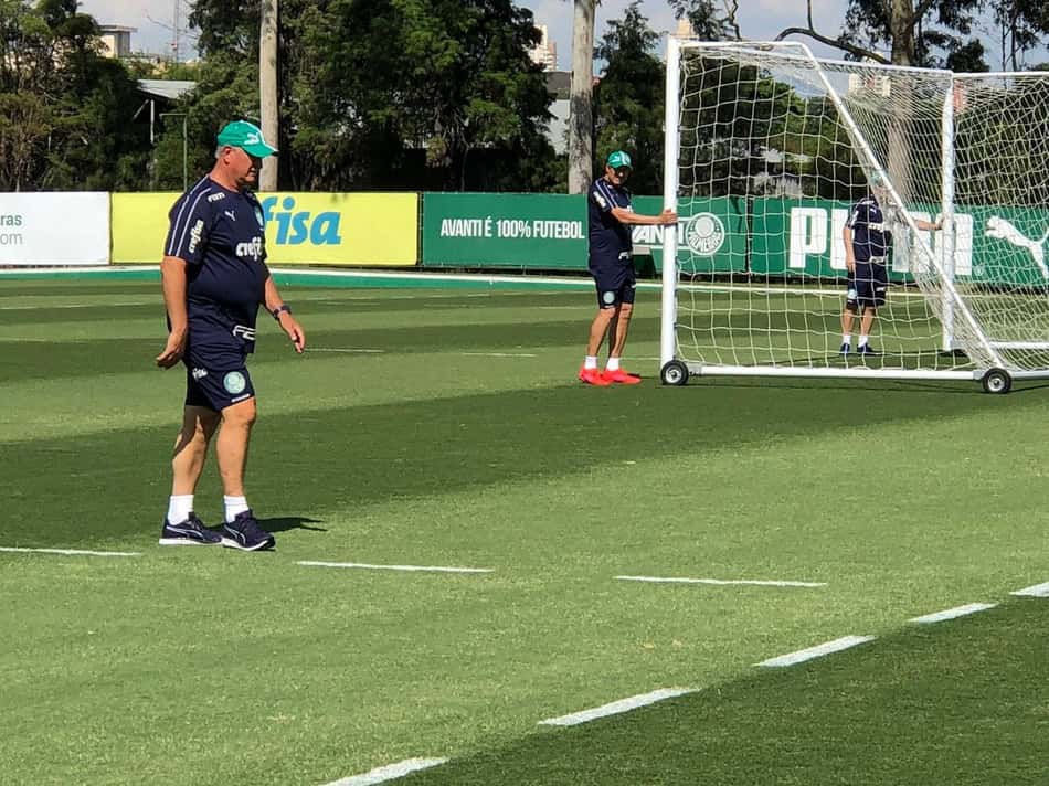 Recuperado, Felipão esboça Verdão que pode enfrentar Botafogo-SP