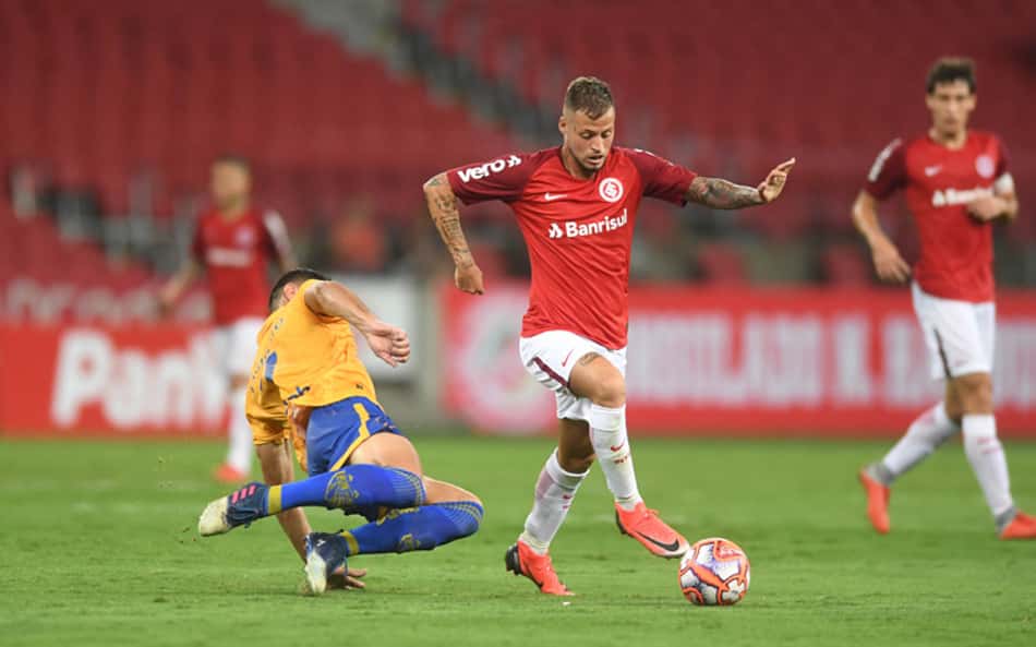 De virada, Pelotas derrota o Internacional no Beira-Rio