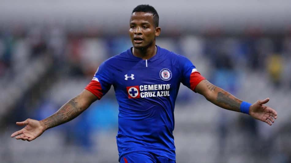 Rival do Palmeiras na Libertadores acerta a chegada de novo atacante