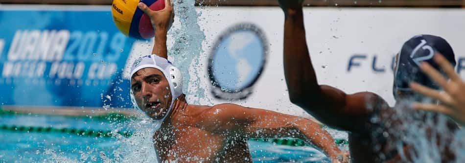 Pré-olímpico Mundial de pólo aquático é adiado por coronavírus