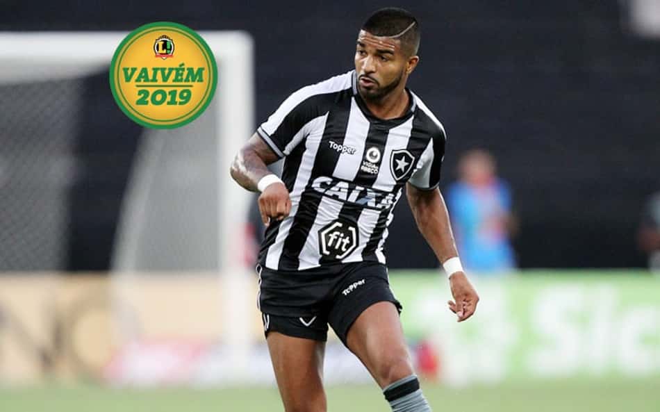Aguirre detalha motivo de não ter rendido com a camisa do Botafogo