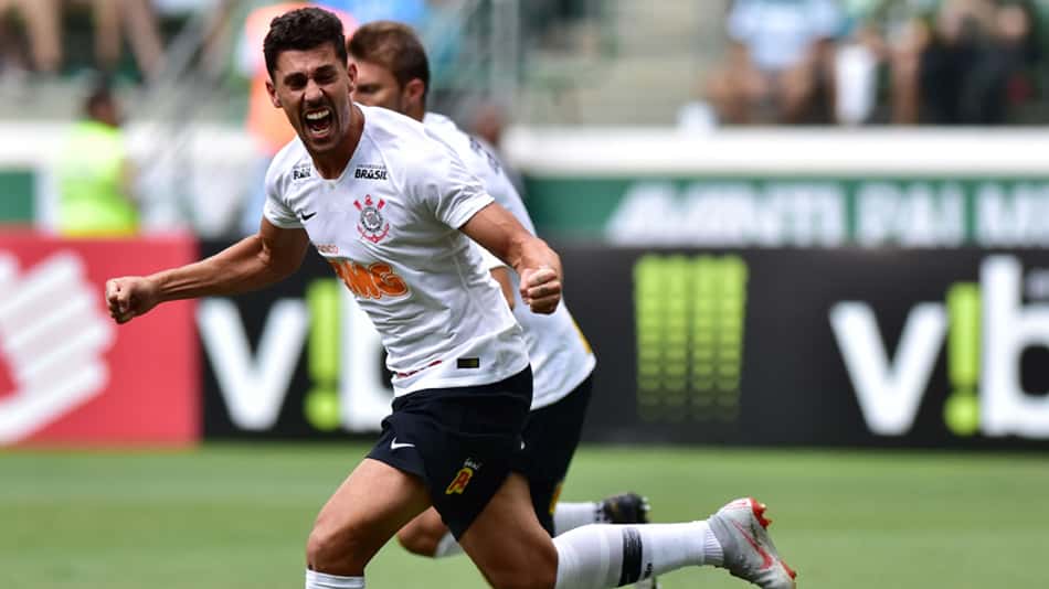 Corinthians venceu o Palmeiras na tarde deste sábado. Confira a seguir outras imagens na galeria LANCE!