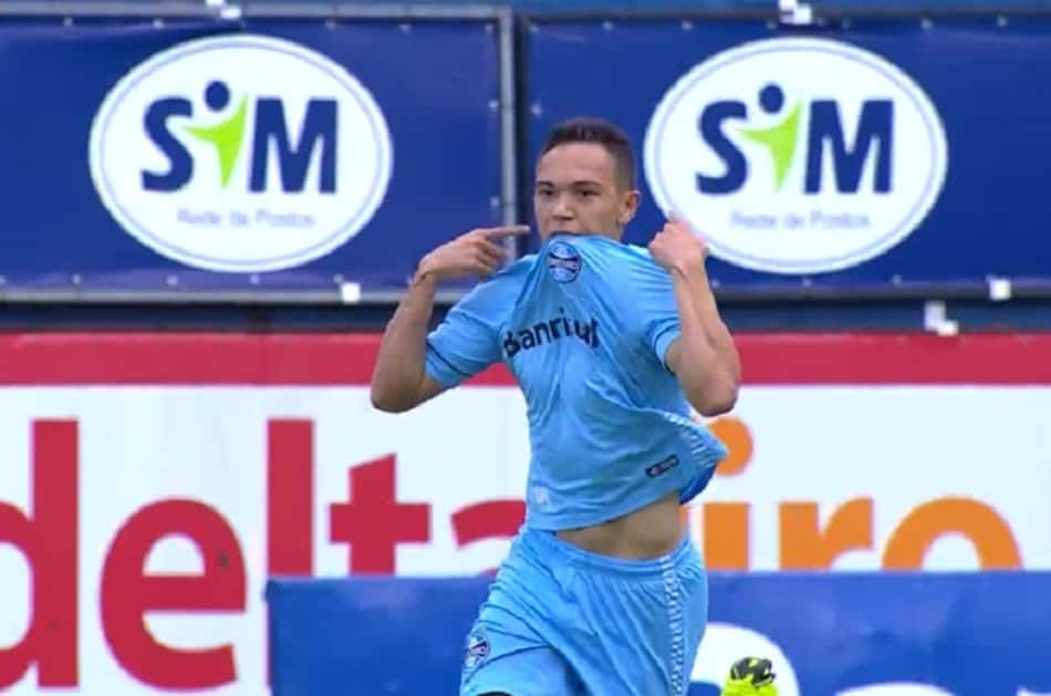 Pepê seria a 'bola da vez' gremista para o mercado europeu
