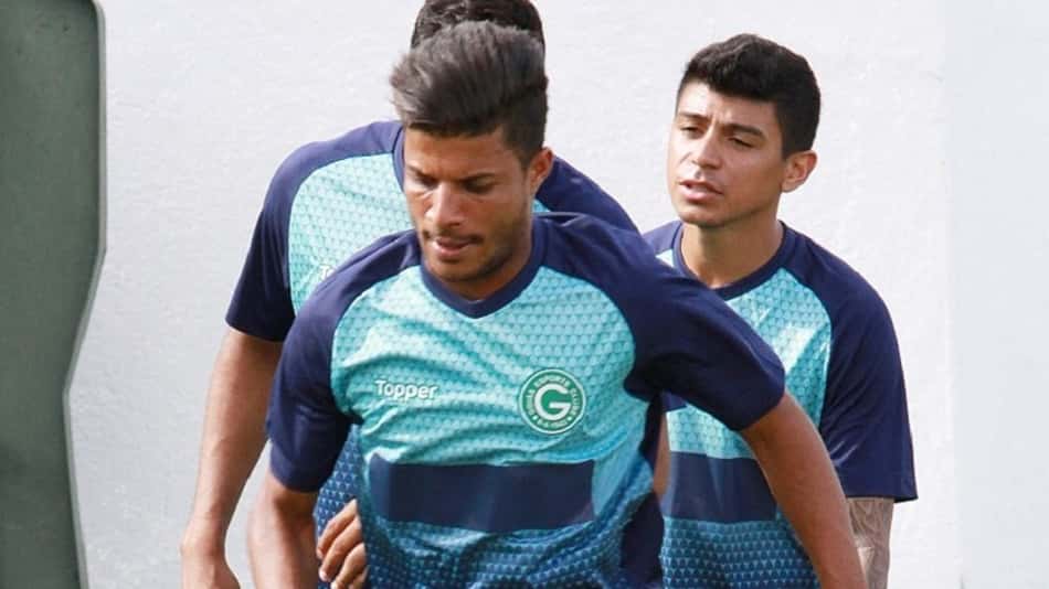 Lateral do Goiás comemora vitória em clássico e valoriza inicio de 2019