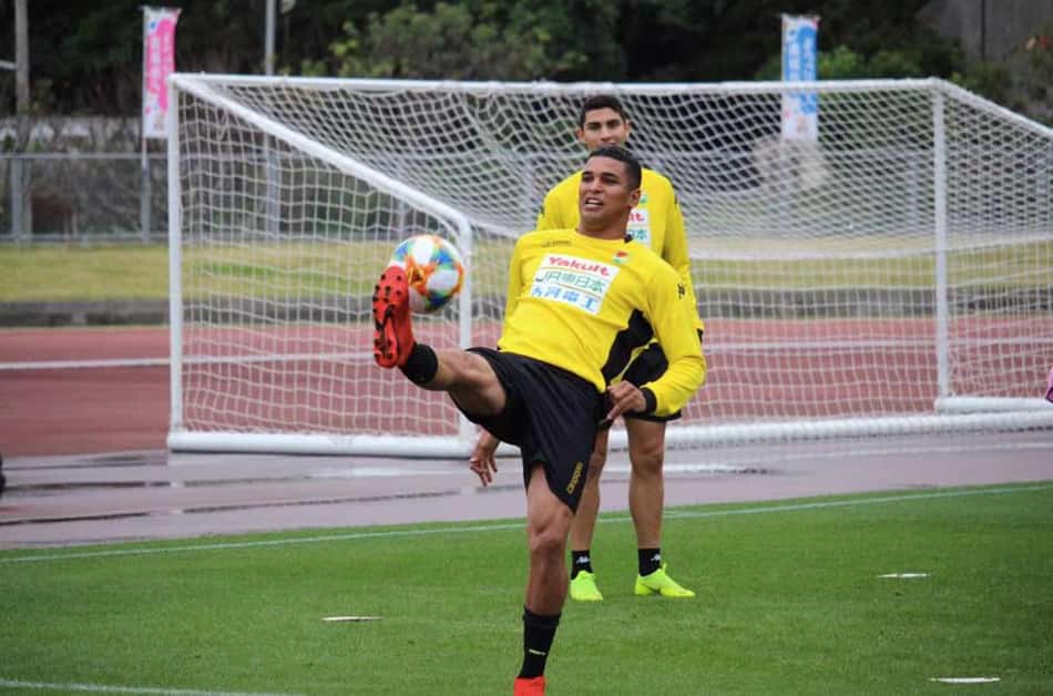 Ex-Vitória, Alan Pinheiro destaca boa fase no Japão e projeta ano de 2020