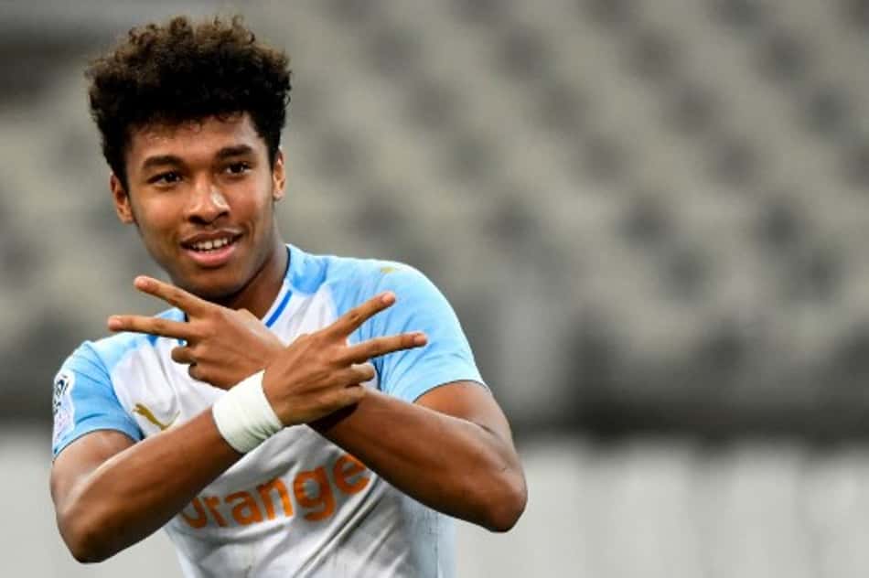 'Novo Thiago Silva' é cobiçado por gigantes do futebol europeu