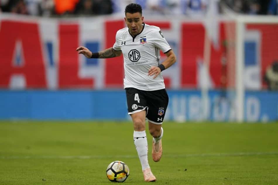 Matías Zaldívia é mais um a ficar com o futuro incerto no Colo-Colo