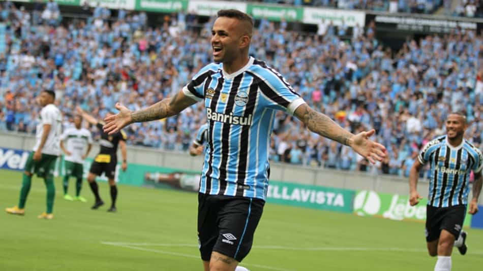 Corinthians e Grêmio se acertam, e Luan fica muito próximo do Timão