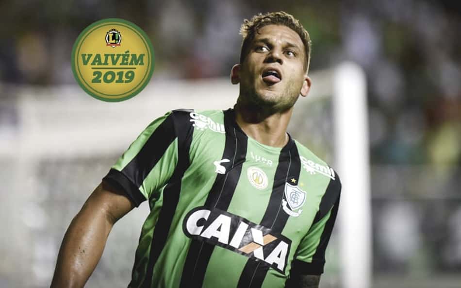 Sem clube desde dezembro, Rafael Moura negocia com o Botafogo