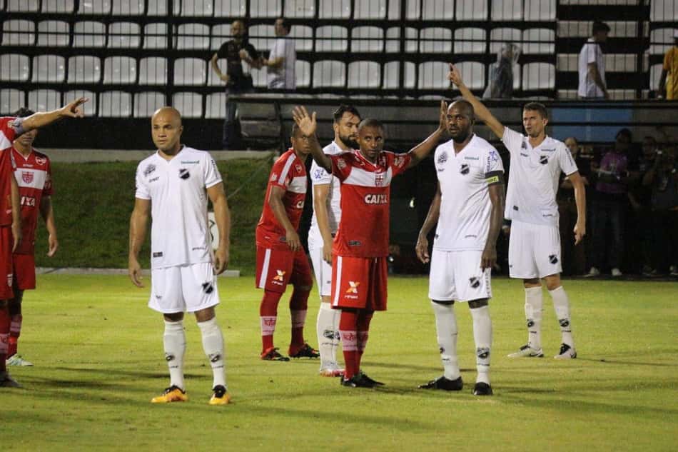 "Intermediários" ABC e CRB jogam em Natal pelo Nordestão