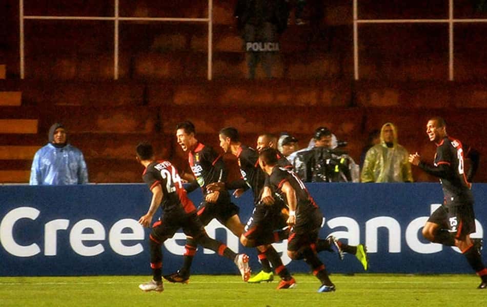 Melgar abre vantagem diante do Caracas na Pré-Libertadores