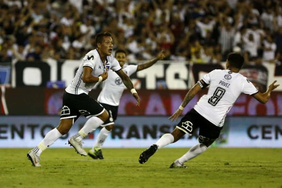 Em crise, Colo-Colo faz jogo decisivo sem a sua torcida