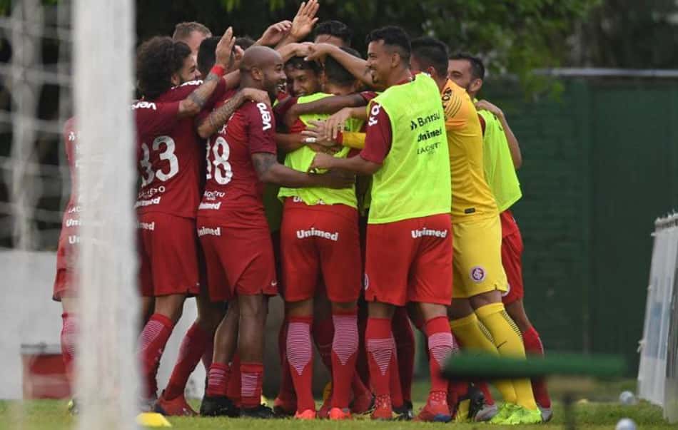 Internacional estreia na Libertadores diante de surpresa chilena