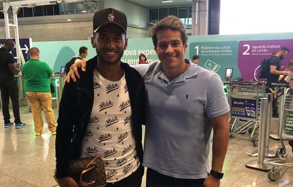 Mateus Norton rescinde com o Fluminense e vai jogar na Ucrânia