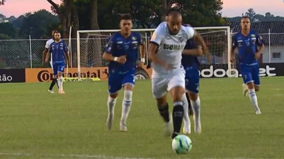 Nos pênaltis, Ceará bate Foz do Iguaçu e avança na Copa do Brasil