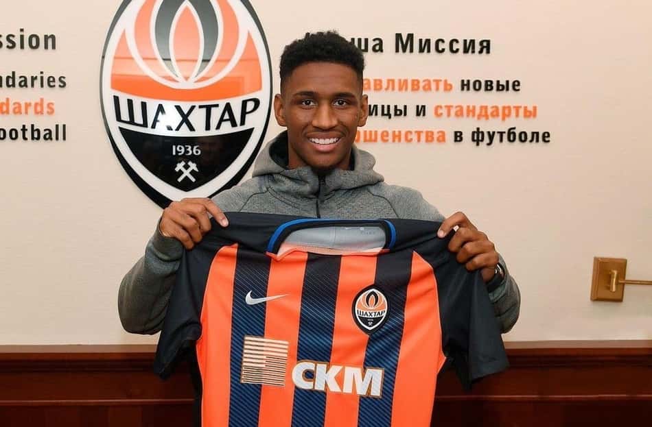 Ex-Grêmio, Tetê é apresentado ao Shaktar Donetsk
