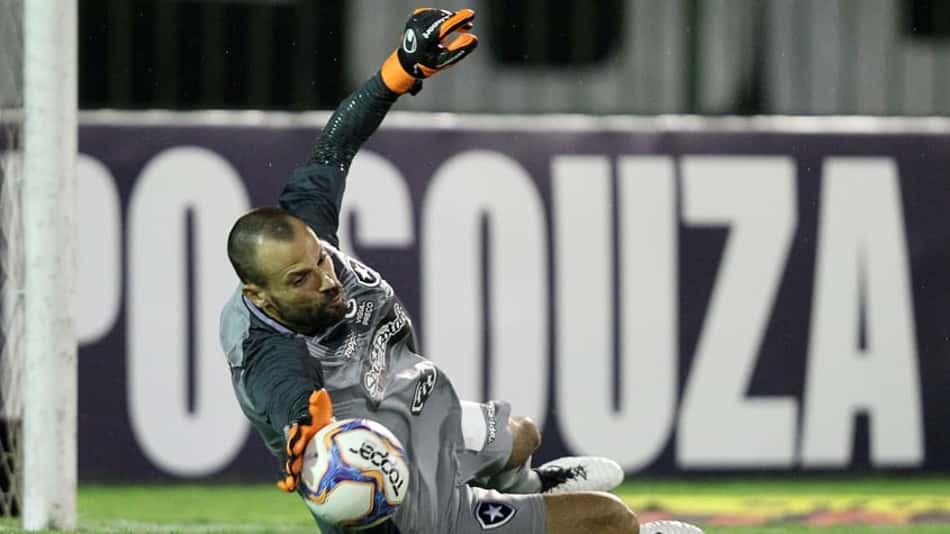 Renovação de Diego Cavalieri com o Botafogo está praticamente fechada