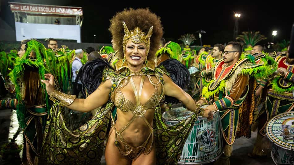 Desfile Mancha Verde