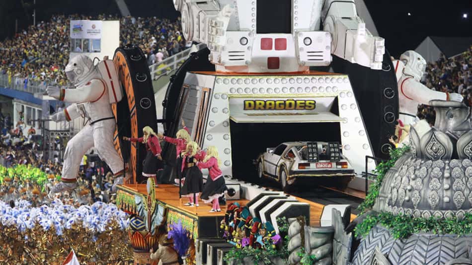 Desfile Dragões