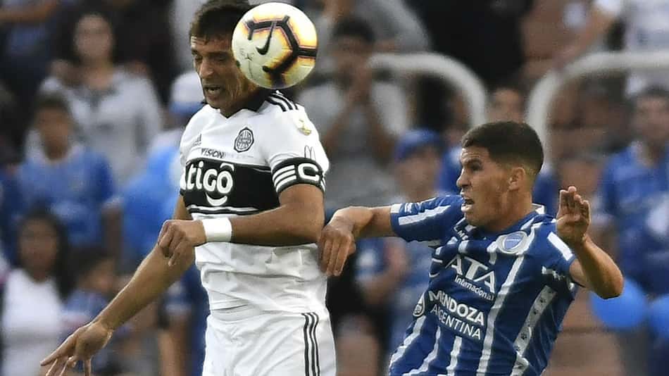 Godoy Cruz vai ao Paraguai tentando "tomar" liderança do Olimpia