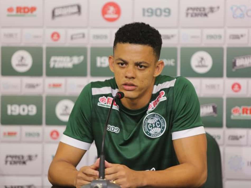 Walisson Maia retorna de empréstimo ao Coritiba
