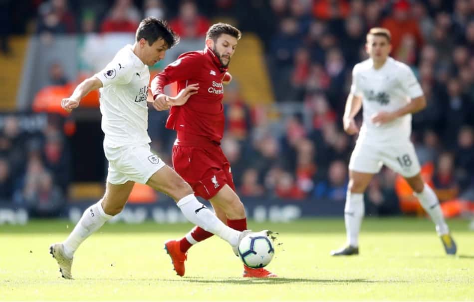 Leicester pensa em Lallana como reforço para a próxima temporada