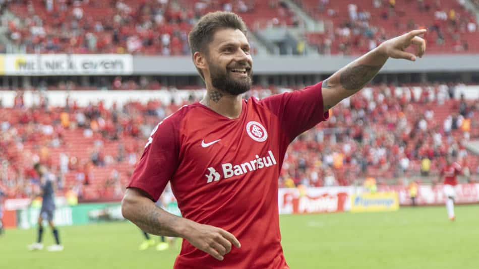 Rafael Sóbis chega ao 50º gol pelo Internacional