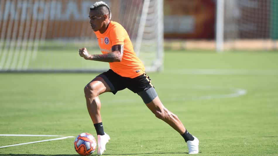 Jonatan Álvez é especulado para retornar ao futebol brasileiro