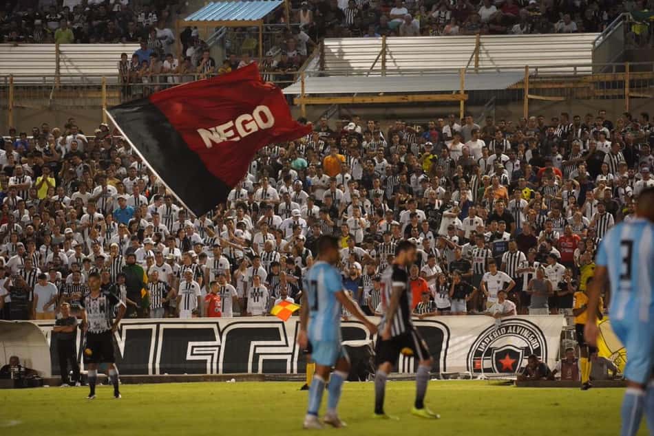 Londrina abre vantagem contra o Botafogo-PB