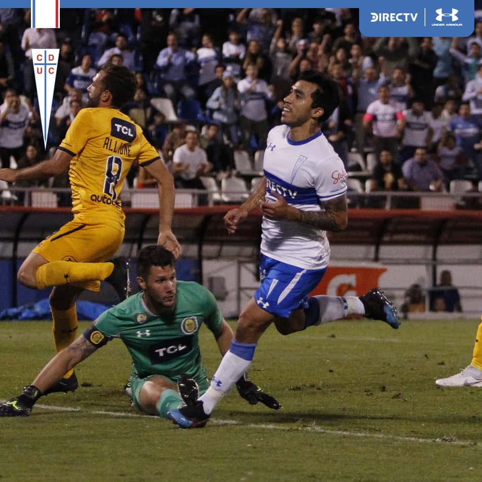 Com final eletrizante, Universidad Católica derrota o Rosário Central nos acréscimos