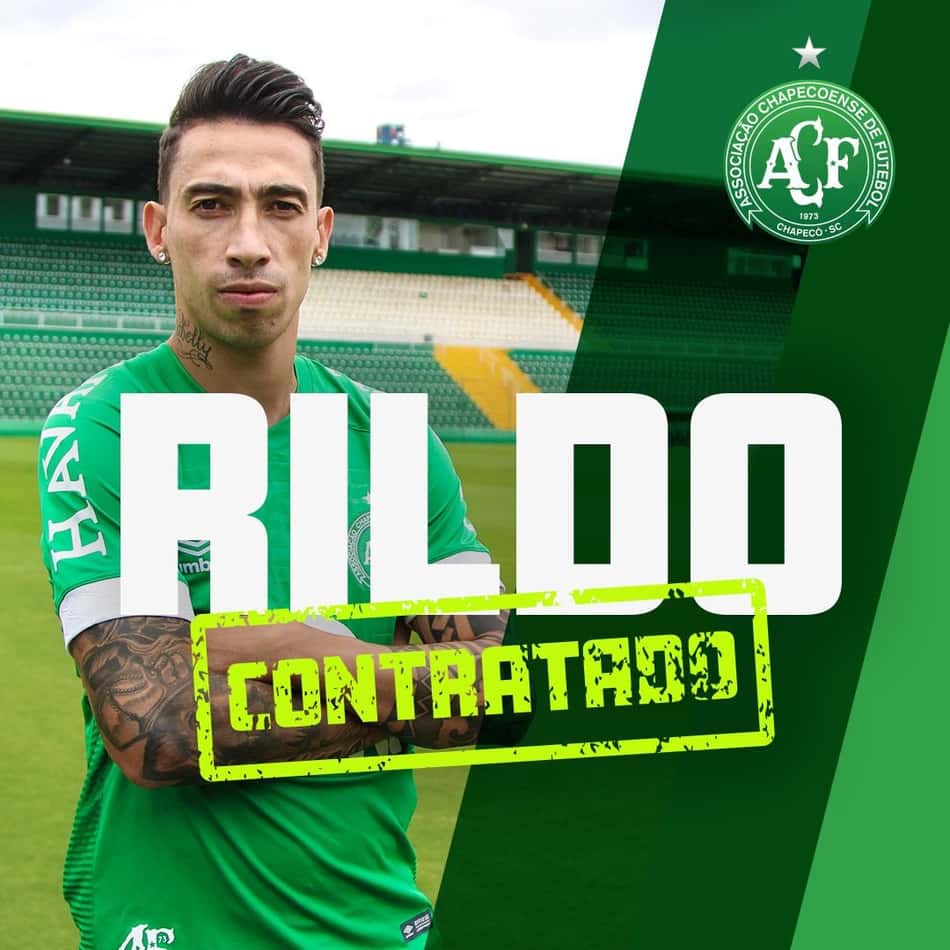 Atacante Rildo é anunciado pela Chapecoense