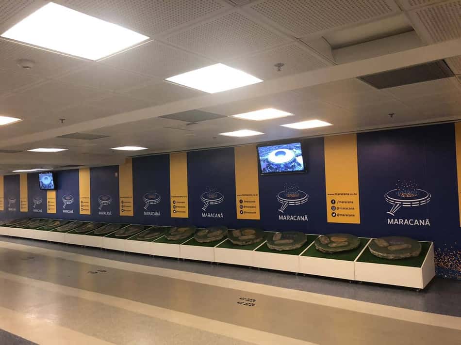 Juan e Ricardo Rocha deixam marcas dos seus pés na Calçada da Fama do Maracanã