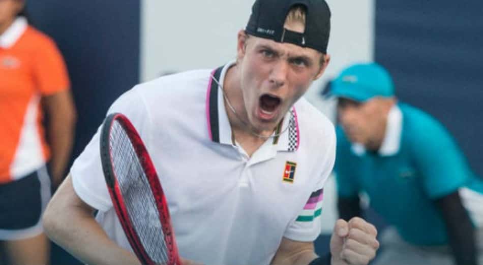 Shapovalov herda convite de Dimitrov em Estoril. Nishikori joga