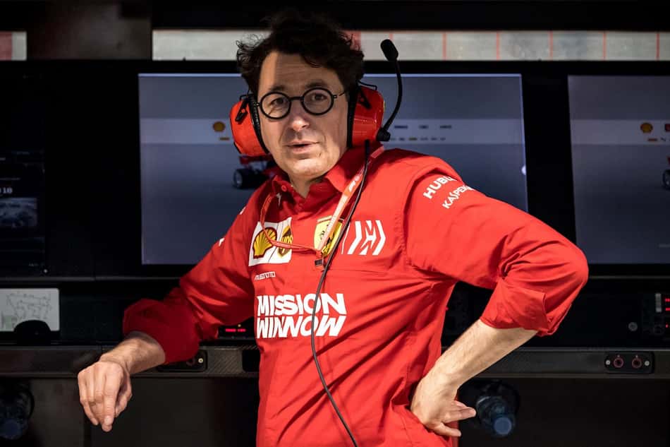 Ferrari vai para o Canadá sem 'solução mágica'