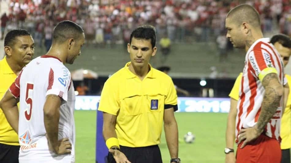 Zagueiro do CRB encara duelo contra o Bahia como final de campeonato