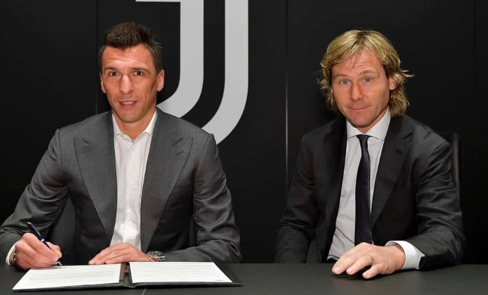 Mandzukic renova contrato com a Juventus até junho de 2021